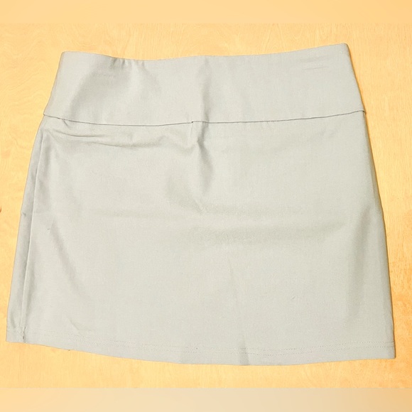 Mini Skirt Blue NWT - Picture 2 of 3